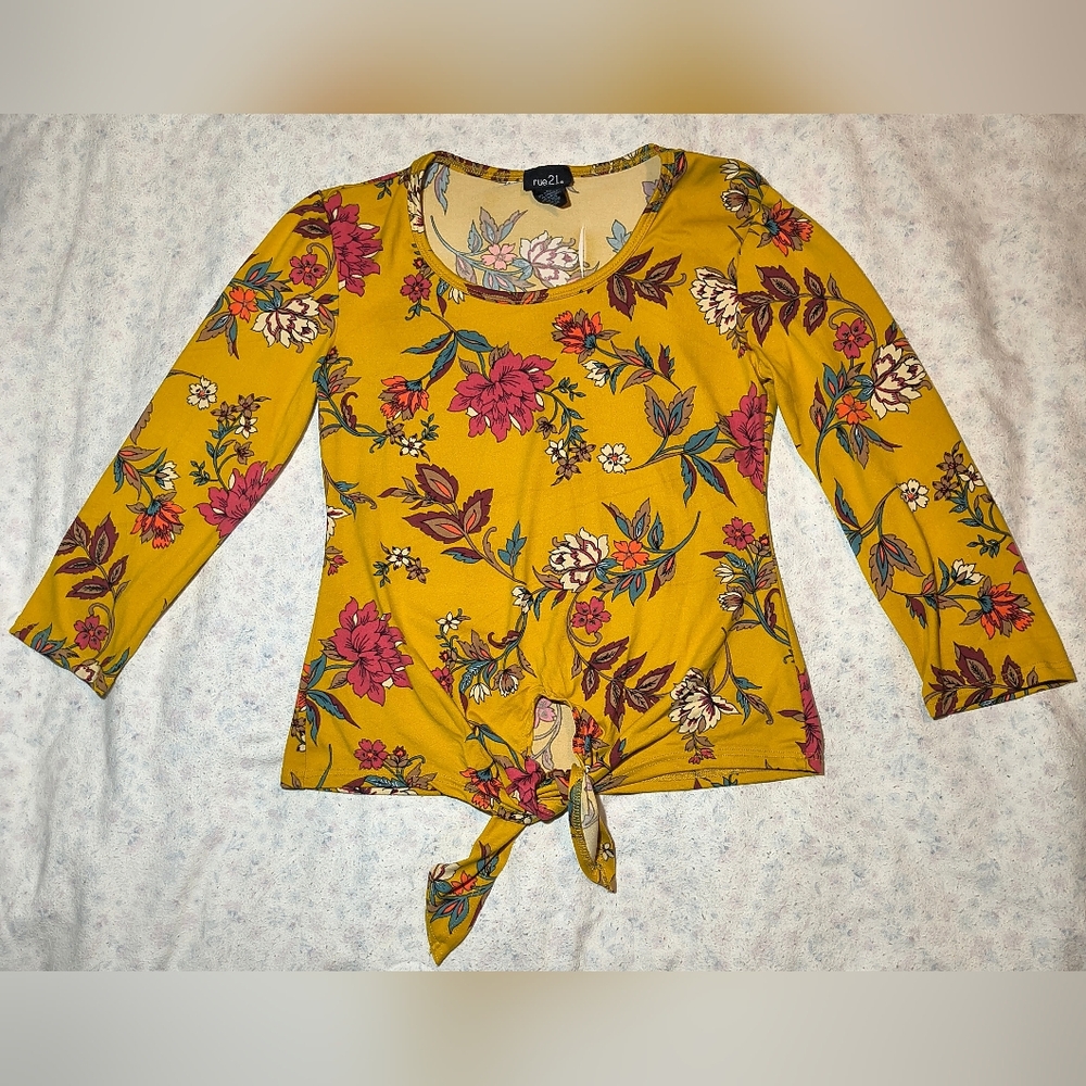 Rue21 Mustard Floral Tie-Front Long Sleeve Top